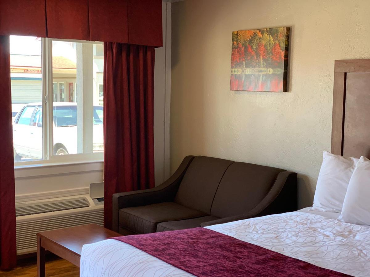 Red Carpet 3* Medford